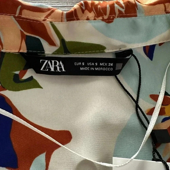 Zara Tropical Floral Multi Color Button Front Blouse NWT size S - Picture 7 of 7